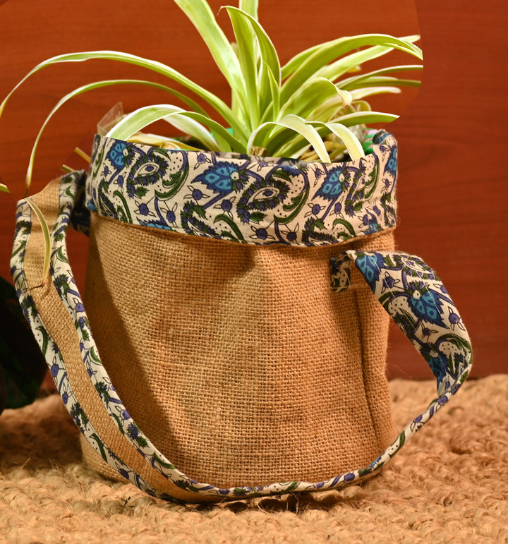 INDHA Planter Cover | Natural Jute Planter Cover | | Eco-Friendly | Gifting | Home Décor | Handmade | Recyclable | Water Resistant Cover | Garden Utility | Plant Accessory | Garden Décor