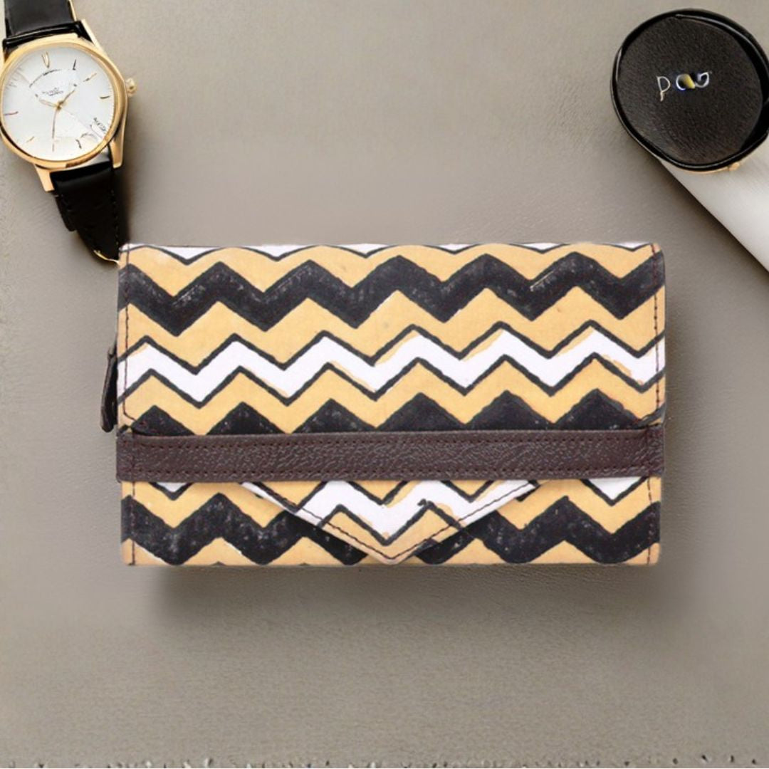 Indha Hand Block Printed Cotton Fabric Wallet for Girls | YKK Brand Zipper Ladies Wallet| Clutch Wallet | Cotton Purse| Card Cash Coin Holder for Women | Hand Carry Wallet