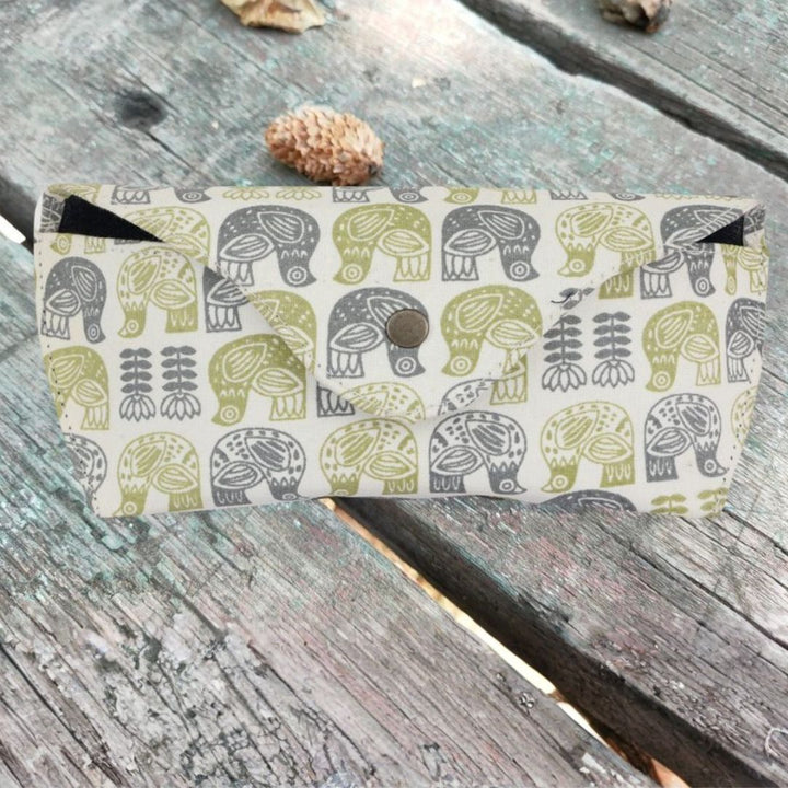 INDHA Eyewear Case | Off-White Cotton Eyewear Case | Hand Block Printed Bird and Flower Design Motif | Handmade Eyewear Case | Hand Block Printed Eyewear Case | Gifting | Travel Utility | Travel Accessory |