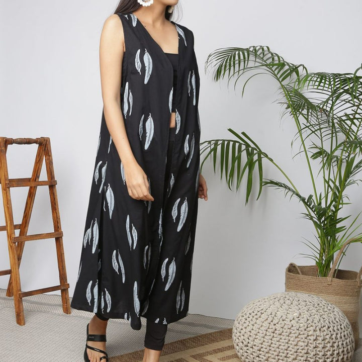 Indha Block Printed Black Shrug