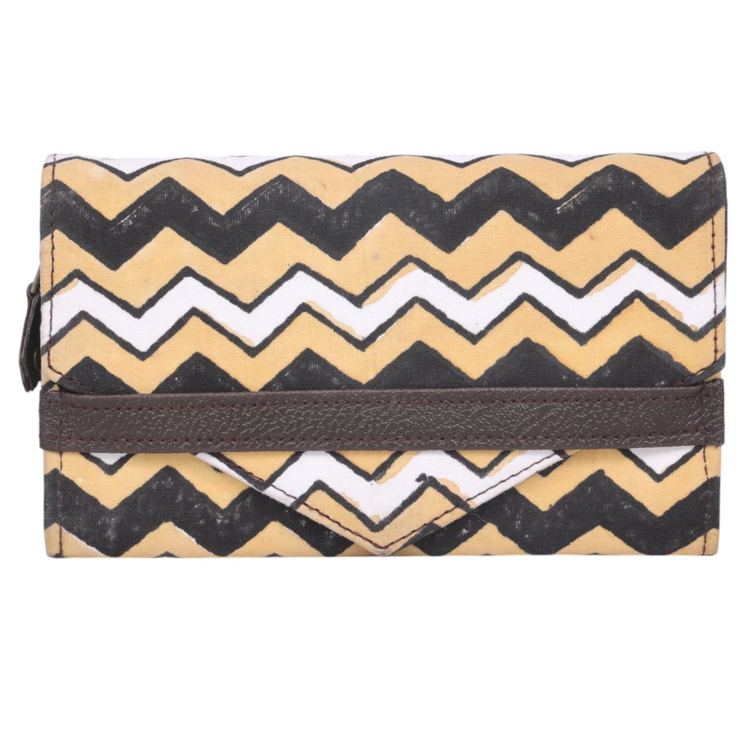 Indha Hand Block Printed Cotton Fabric Wallet for Girls | YKK Brand Zipper Ladies Wallet| Clutch Wallet | Cotton Purse| Card Cash Coin Holder for Women | Hand Carry Wallet