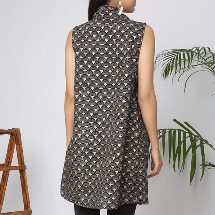 Ethnic A-Line Cotton Shrug |Women| Black |Gold  Booti Block printed Shrug