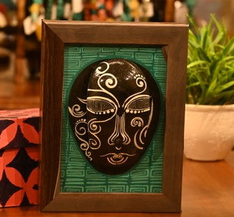 Upcycled Computer Mouse Wall Art – Ethnic Woman Motif | Sustainable Home Decor &amp; Gifting