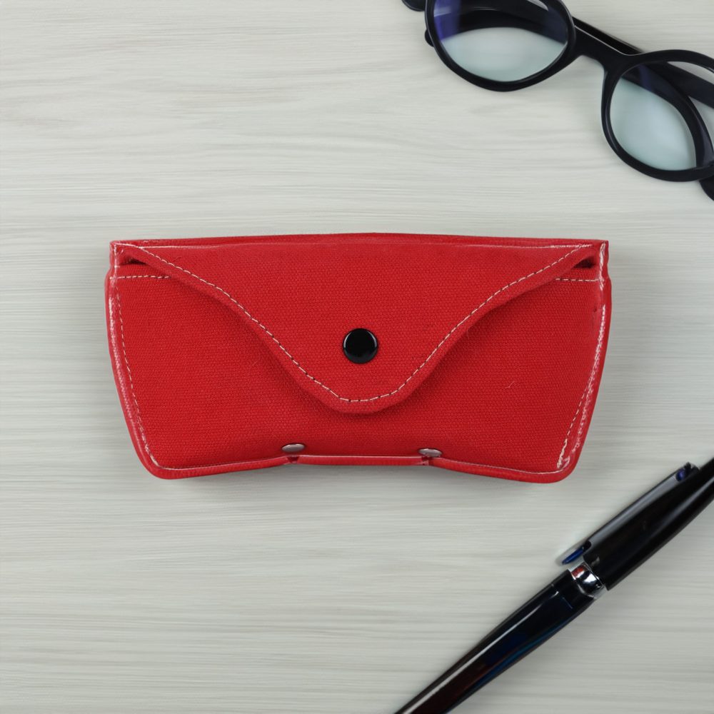 Indha Red Cotton Canvas Eyewear Case| Handmade Eyewear Case | Gifting | Travel Utility | Travel Accessory | Sunglasses Case | Spectacles Case | Eyewear Accessory |