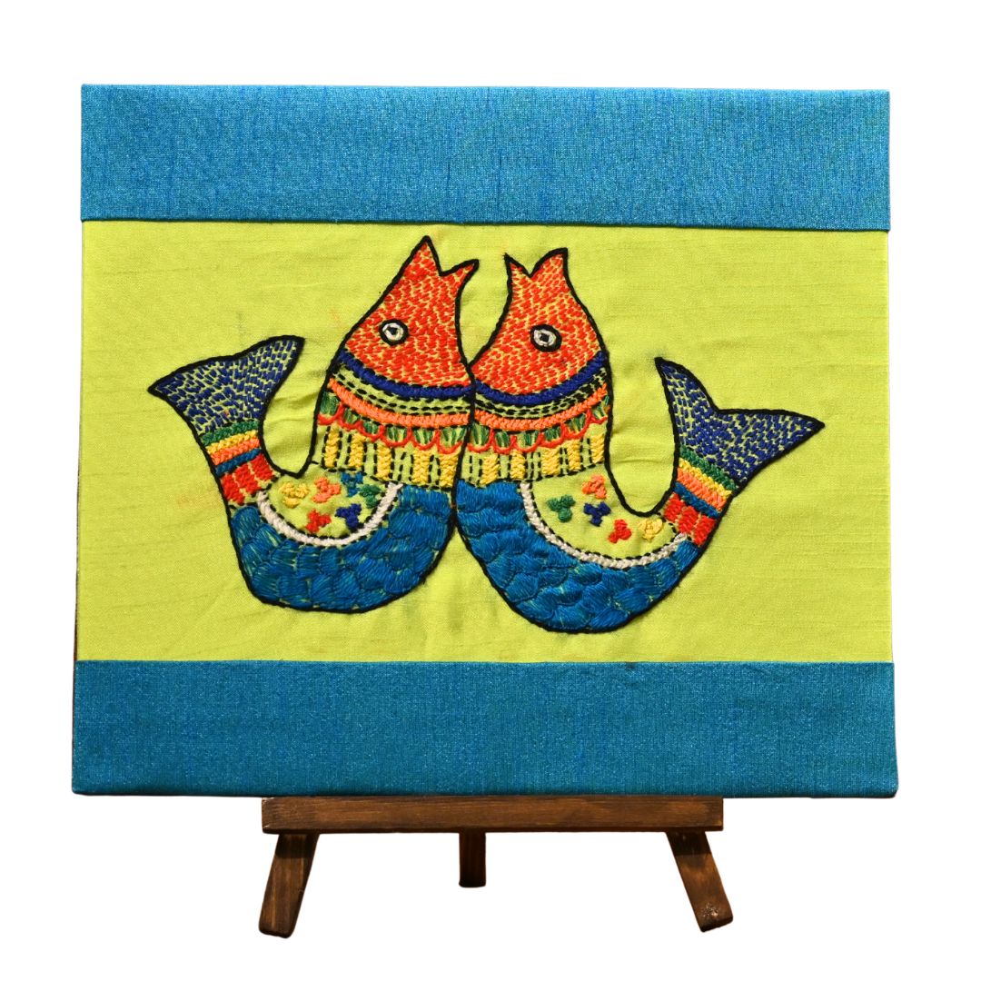 Indha Hand-Embroidered Madhubani Fish – Silk Art with Wooden Easel | Lightweight Gift | Handmade in India|Gift for Tourists|Travellers| Promote Indian Culture