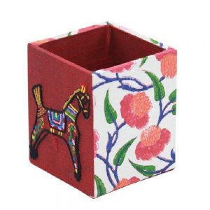 INDHA Christmas Special Indha Fragrance Candle With Hand-Block Printed Pen Stand