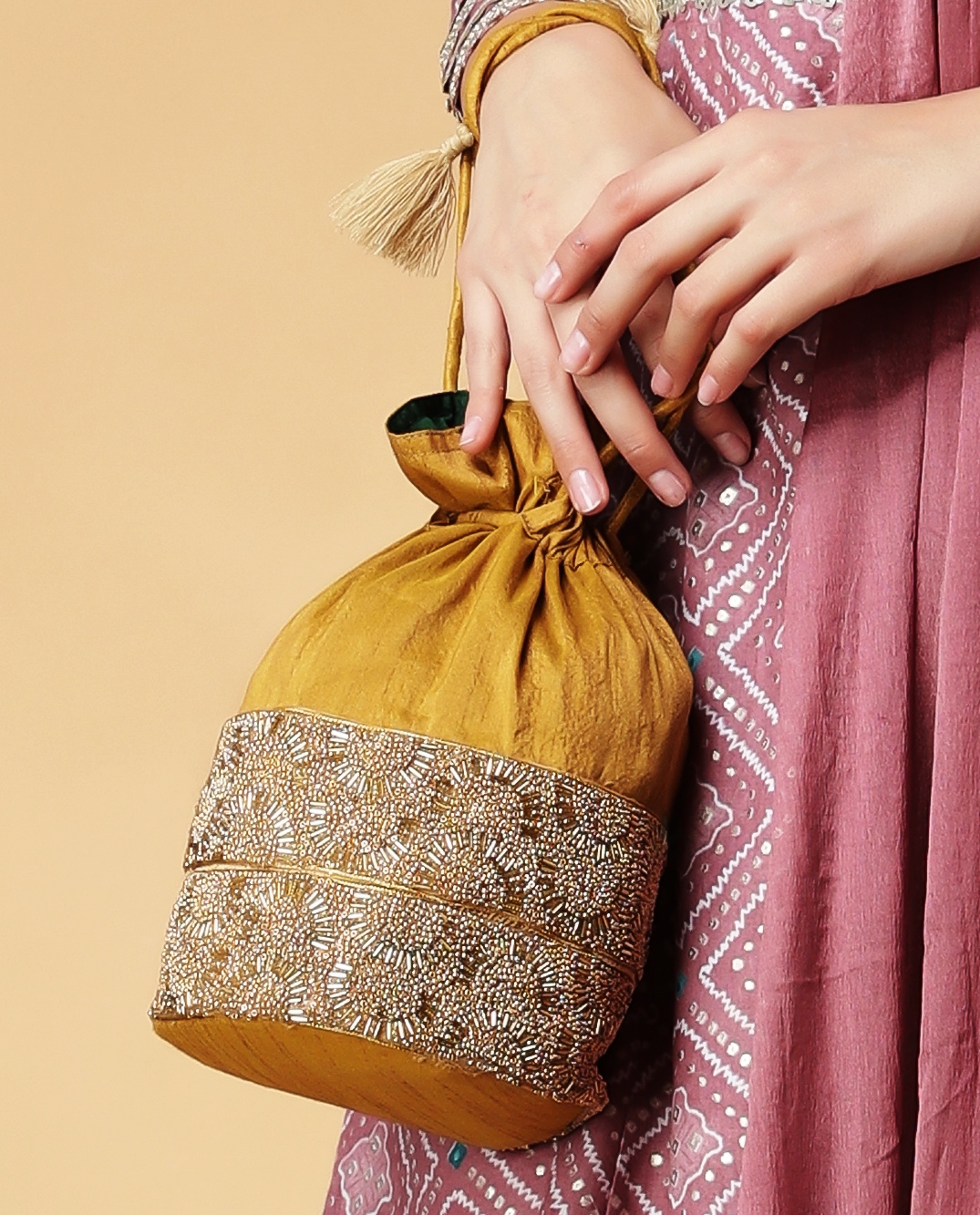 athizay Potli bags Handbags for Women Gifting Wristlets For Wedding |  Festival | Kitty Handmade (Gold, Brown): Handbags: Amazon.com