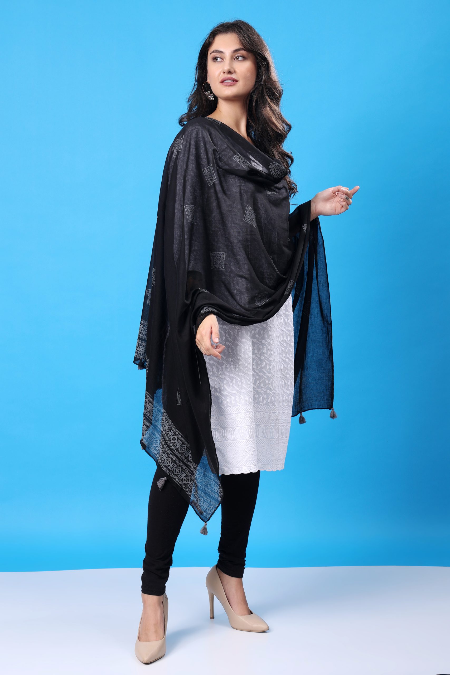 Indha Black Cotton Stole for Women - Perfect for Gifting